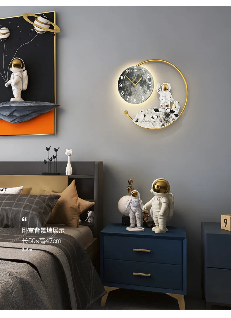 Living room light luxury creative clock wall lamp